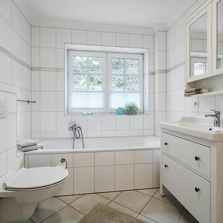 아파트 Ankerplatz - Mit Garten, Nur Wenige Meter Zum